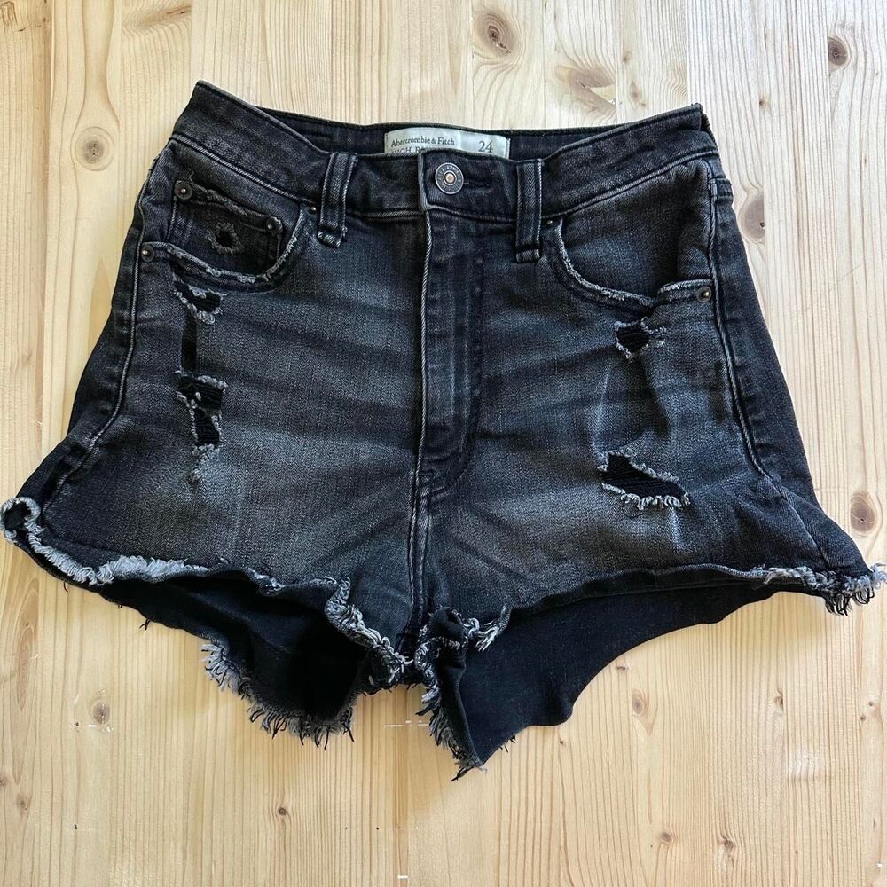 Abercrombie Curve Love Black Distressed Denim Shorts Size 24 / 00R